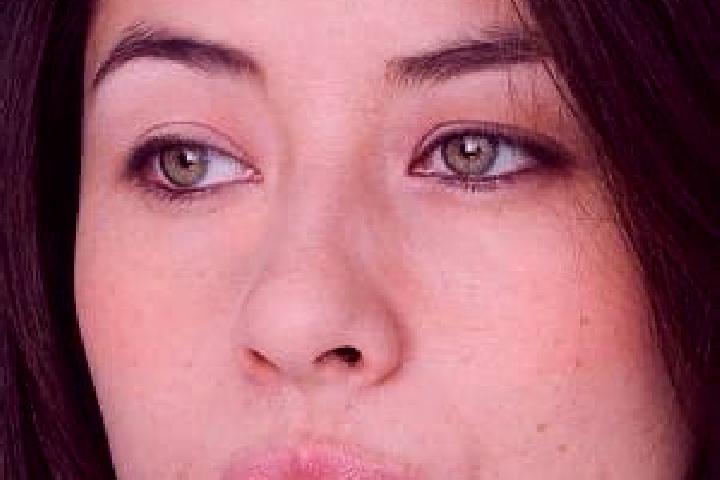 Iris, 39, a auburn green-eyed asian companion based in Ajak. Offering Dinner Date, Massage, Party Girl, Fetish. Available for incall and outcall, day and eve...