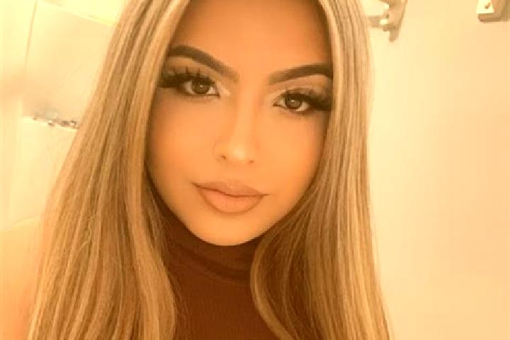 Iris, 39, a blonde amber-eyed latina companion based in Tanjungsari. Offering Deep French Kissing, A-Level, BDSM, Fetish. Available for incall and outcall, d...