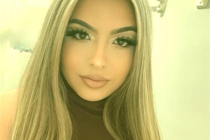 Iris, 39, a blonde brown-eyed latina companion based in Horoatu Crasnei. Offering Overnight, Erotic Massage, A-Level. Available for incall and outcall, overn...