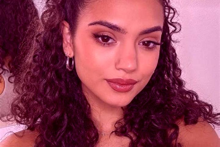 Iris, 39, a chestnut grey-eyed ebony companion based in Rizos de la Joya (Rizos del Saucillo). Offering Striptease, Party Girl, CIM. Available for incall and...