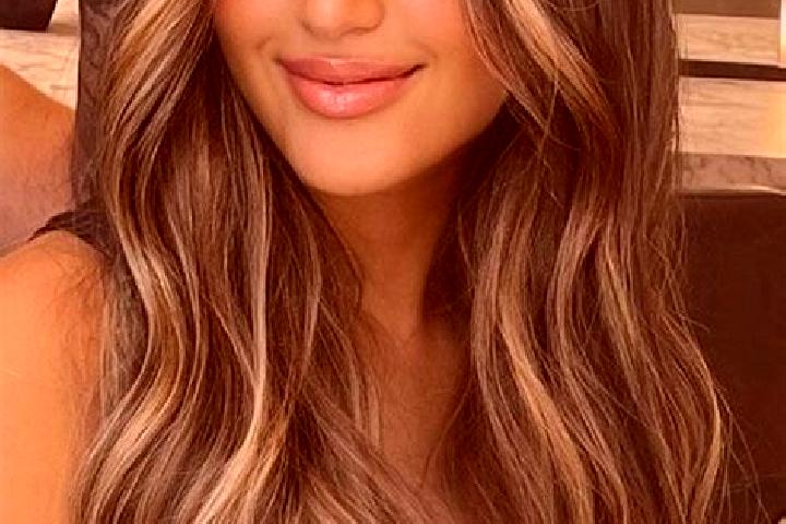 Iris, 39, a dark blonde brown-eyed caribbean companion based in Terrats. Offering Massage, Dinner Date. Available for incall and outcall, day and evening dates.