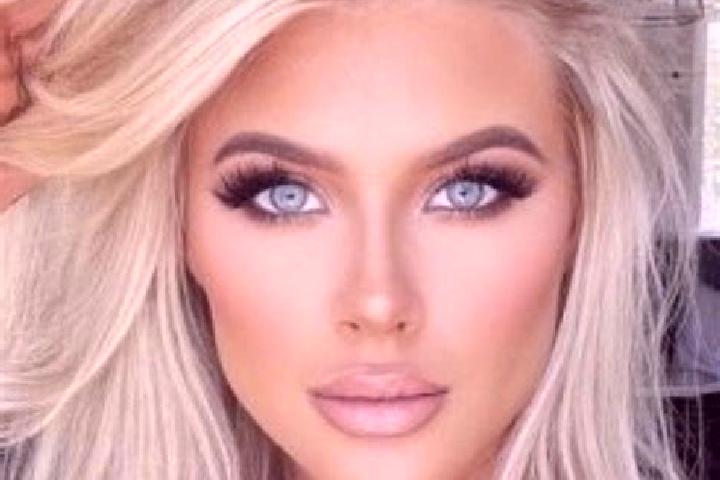 Iris, 39, a platinum blonde grey-eyed caribbean companion based in Glons. Offering Domination, Striptease. Available for incall and outcall, overnight bookin...