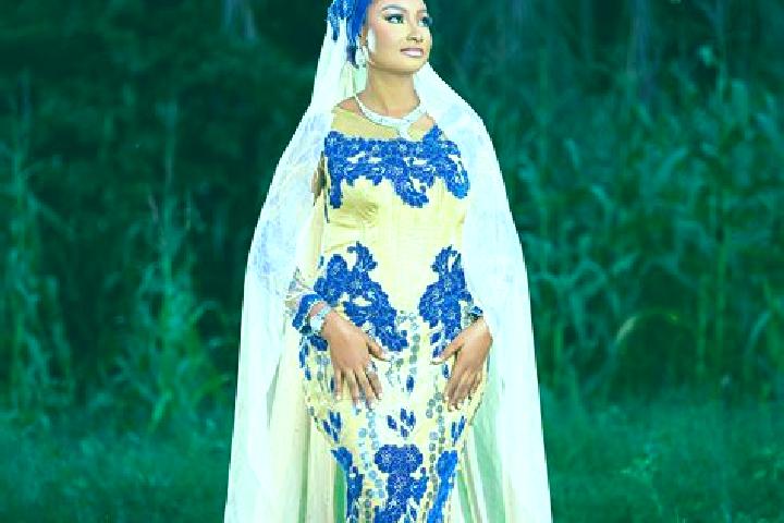 Iris, 39 — Escort in Safana, Nigeria