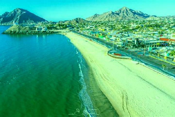 Iris, 39 — Escort in San Felipe Cuapexco, Mexico