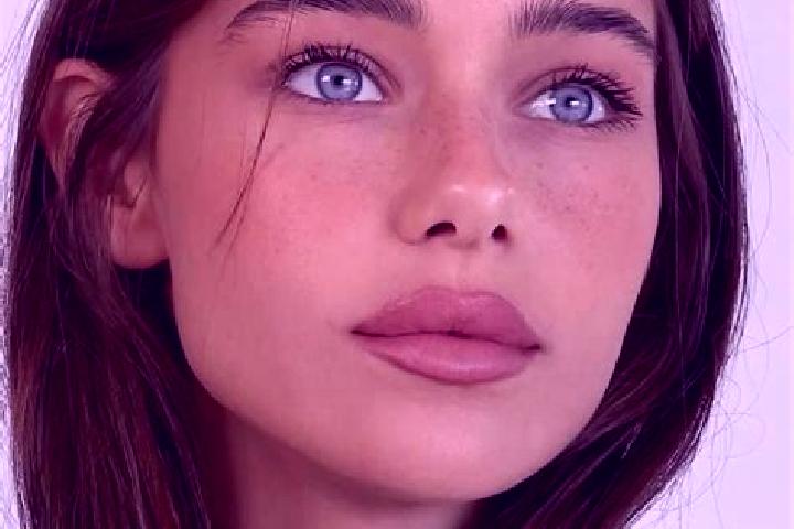Isabella, 20, a brunette amber-eyed mixed companion based in Pieszyce. Offering Couples, 69, Duos, Girlfriend Experience, Travel Companion. Available for inc...