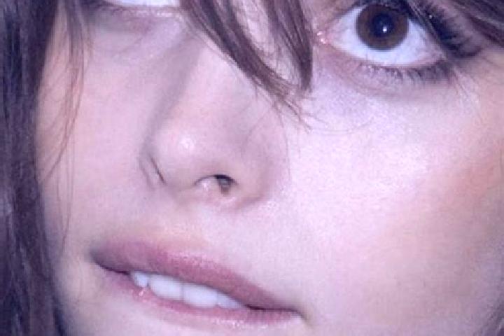 Isabella, 20, a chestnut dark-eyed mixed companion based in Aljucen. Offering Deep French Kissing, Dinner Date, Roleplay. Available for incall and outcall, d...