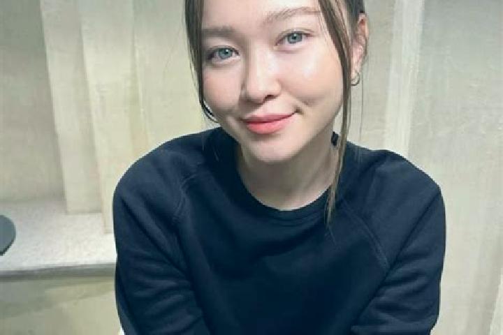 Isabella, 20, a dark blonde blue-eyed asian companion based in Nomborn. Offering Prostate Massage, Deep French Kissing, CIM. Available for incall and outcall...