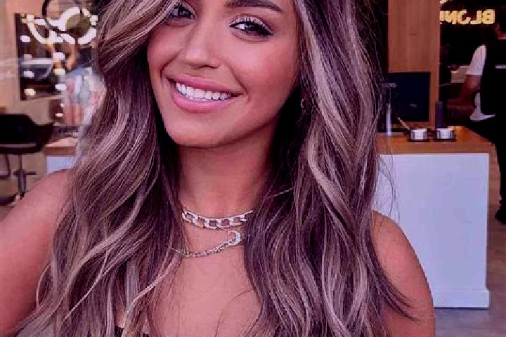 Isabella, 20, a dark blonde dark-eyed mediterranean companion based in Mboto. Offering Party Girl, Couples, CIM. Available for incall and outcall, day and ev...