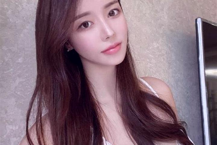 Isabella, 20 — Escort in Beila, China