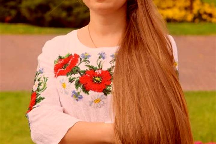 Isabella, 20 — Escort in Ivanivka, Ukraine