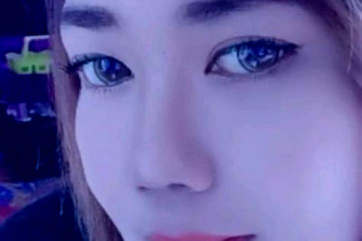 Isabella, 20 — Escort in Surade, Indonesia