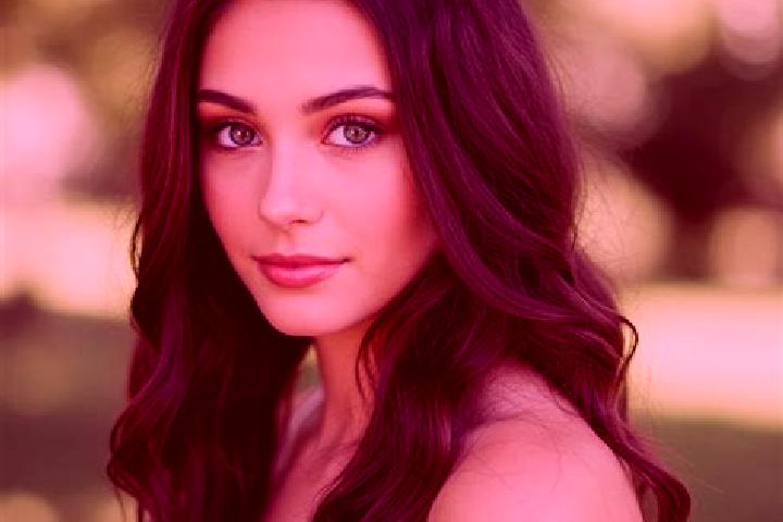 Isabella, 21, a black hazel-eyed ebony companion based in Eulgem. Offering GFE, Travel Companion, BDSM, Couples. Available for incall and outcall, day and ev...