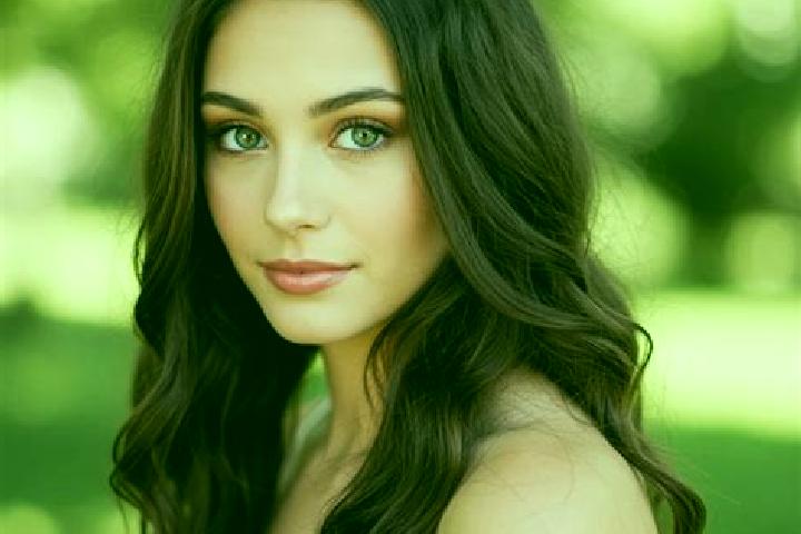 Isabella, 21, a black hazel-eyed slavic companion based in Cooling. Offering Deep French Kissing, Dinner Date, GFE, Striptease. Available for incall and outc...