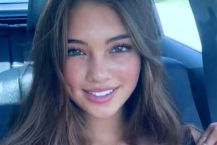 Isabella, 21, a brunette green-eyed mixed companion based in White Cloud. Offering Prostate Massage, Striptease, Travel Companion. Available for incall and o...