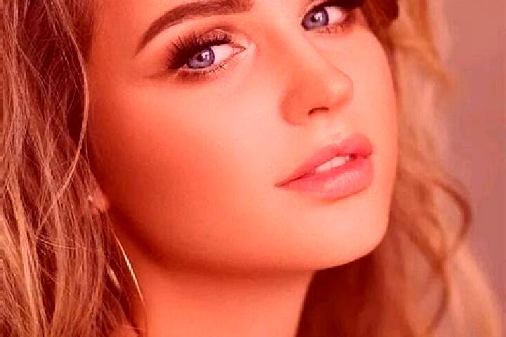 Isabella, 21, a dark blonde blue-eyed caribbean companion based in Gio Linh. Offering Erotic Massage, GFE, Dinner Date. Available for incall and outcall, day...