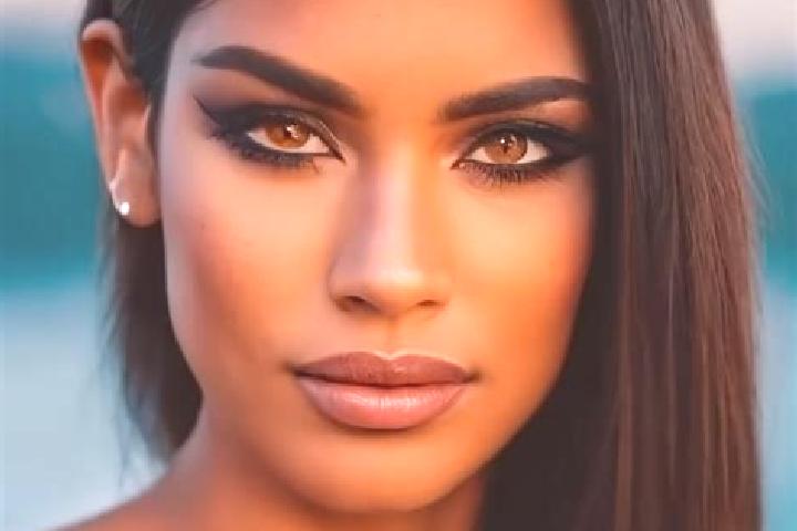 Isabella, 21, a dark blonde brown-eyed latina companion based in Baliksu. Offering Striptease, Roleplay, Massage. Available for incall and outcall, day and e...