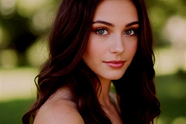 Isabella, 21, a dark blonde hazel-eyed latina companion based in Roshchino. Offering Couples, Girlfriend Experience, Party Girl, OWO, Striptease. Available f...