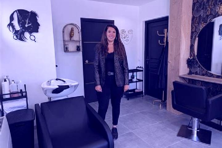Isabella, 21 — Escort in Crosville-la-Vieille, France