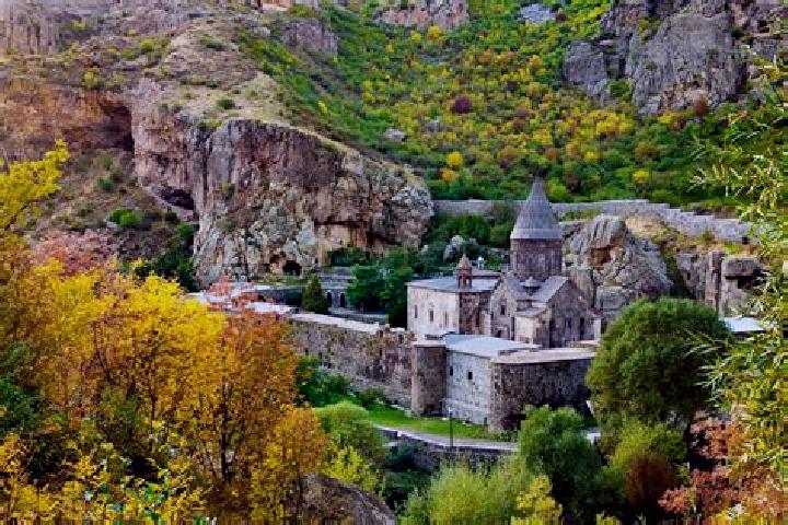 Isabella, 21 — Escort in Tsaghkadzor, Armenia