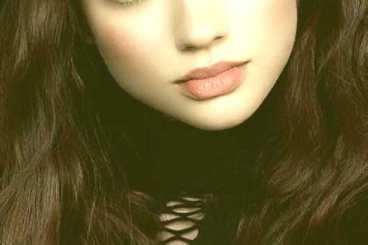 Isabella, 22, a auburn dark-eyed european companion based in Voetin. Offering Prostate Massage, Overnight, A-Level. Available for incall and outcall, overnig...