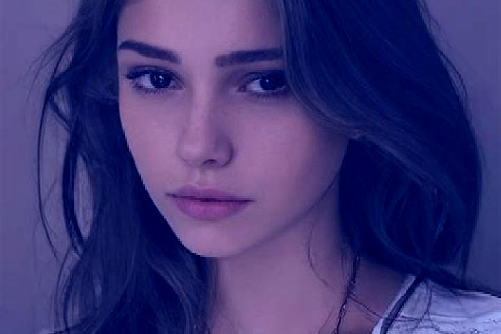 Isabella, 22, a auburn hazel-eyed slavic companion based in Lagartera. Offering Prostate Massage, Erotic Massage, Dinner Date, Deep French Kissing. Available...