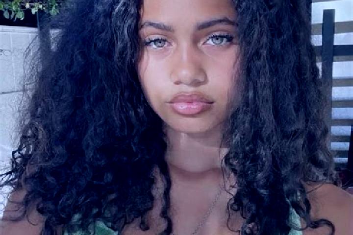 Isabella, 22, a black green-eyed mixed companion based in Lehliu-Gara. Offering A-Level, Fetish, Roleplay. Available for incall and outcall, overnight bookin...