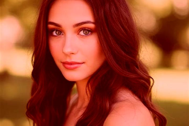 Isabella, 22, a black hazel-eyed caucasian companion based in Kingston. Offering Erotic Massage, CIM, Couples, Deep French Kissing, GFE. Available for incall...