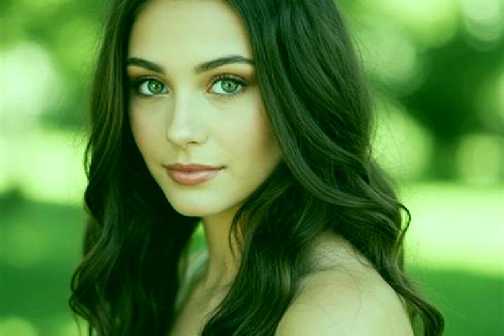 Isabella, 22, a black hazel-eyed latina companion based in Mont-Tremblant. Offering Domination, CIM, OWO, Massage, Girlfriend Experience. Available for incal...