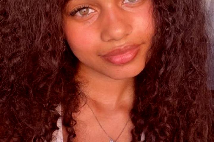 Isabella, 22, a black hazel-eyed mixed companion based in Barrou. Offering Striptease, Erotic Massage, BDSM. Available for incall and outcall, day and evenin...