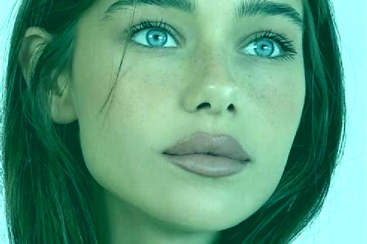 Isabella, 22, a brunette brown-eyed european companion based in La Vale. Offering GFE, Tantra. Available for incall and outcall, overnight bookings available.