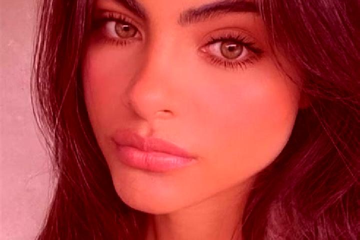 Isabella, 22, a brunette hazel-eyed caribbean companion based in Assabli-Komenankro. Offering Roleplay, BDSM, Overnight, Erotic Massage, Prostate Massage. Av...
