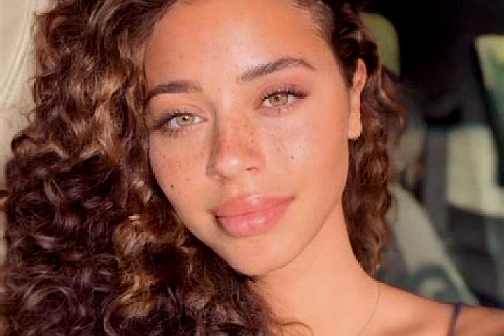 Isabella, 22, a dark blonde hazel-eyed ebony companion based in Wololele A. Offering Couples, BDSM, Striptease. Available for incall and outcall, overnight b...