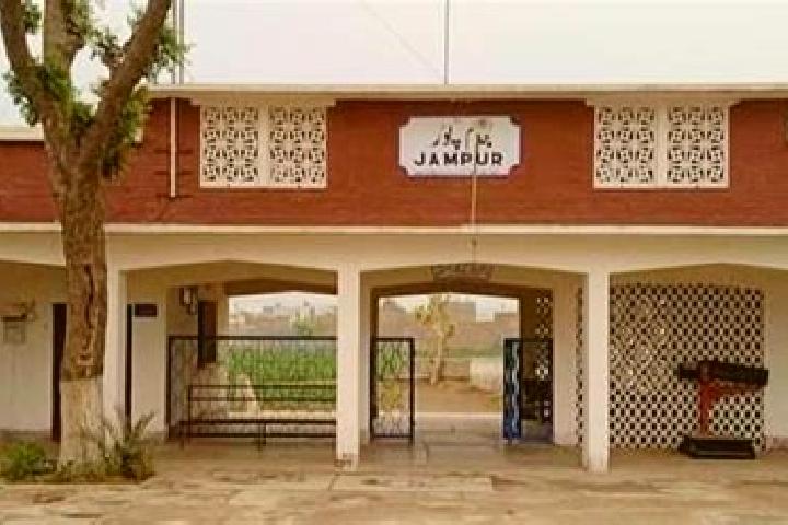 Isabella, 22 — Escort in Jampur, Pakistan