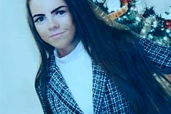 Isabella, 22 — Escort in Jobstown, Ireland