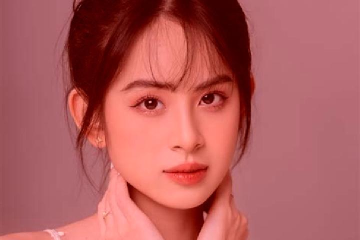 Isabella, 22 — Escort in Lien Huong, Vietnam