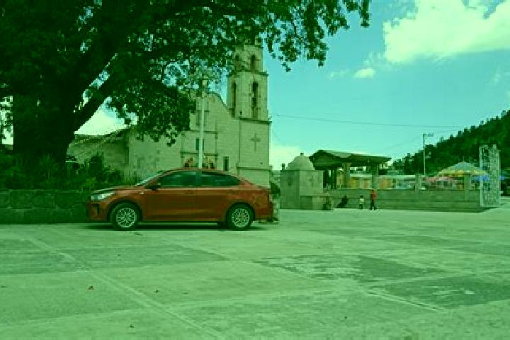 Isabella, 22 — Escort in Santiago Coachochitlan, Mexico