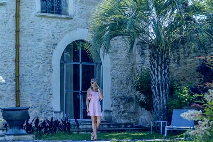 Isabella, 22 — Escort in Voreppe, France