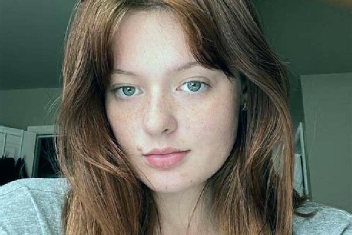 Isabella, 23, a auburn amber-eyed caucasian companion based in Balice. Offering GFE, A-Level, CIM, Erotic Massage. Available for incall and outcall, overnigh...