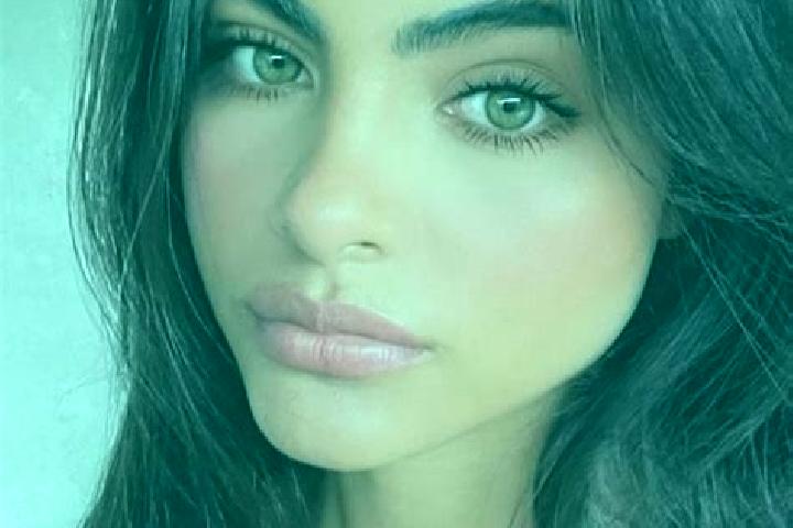 Isabella, 23, a black green-eyed european companion based in Pomona. Offering Roleplay, Party Girl, Travel Companion, OWO, A-Level. Available for incall and ...