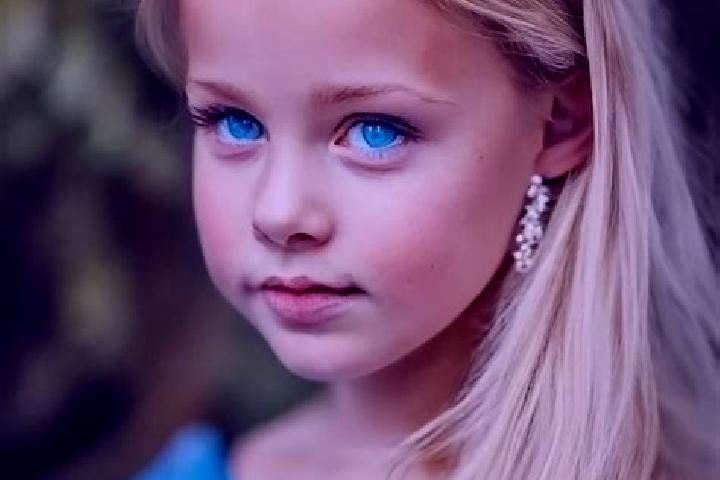 Isabella, 23, a blonde blue-eyed middle eastern companion based in St Albans. Offering Duos, Overnight, Party Girl, Massage. Available for incall and outcall...