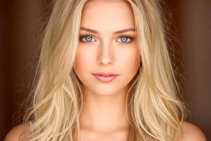 Isabella, 23, a blonde dark-eyed mixed companion based in Babaroaga. Offering GFE, Roleplay, Duos, BDSM. Available for incall and outcall, day and evening da...