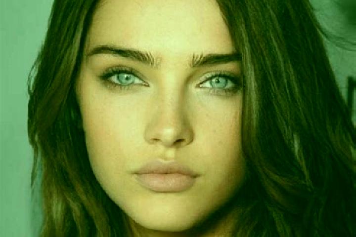 Isabella, 23, a brunette amber-eyed european companion based in Kotli. Offering Couples, Fetish, Girlfriend Experience, OWO. Available for incall and outcall...
