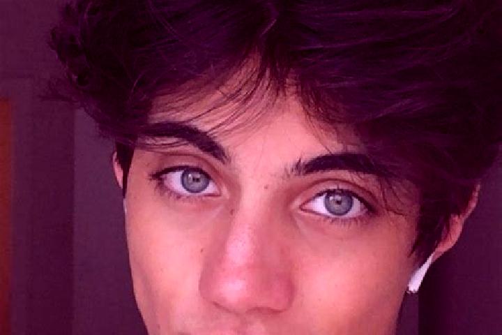 Isabella, 23, a chestnut green-eyed caucasian companion based in Bergeggi. Offering CIM, Prostate Massage, Roleplay, OWO, Couples. Available for incall and o...