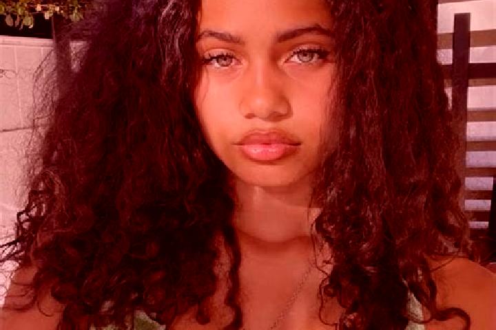 Isabella, 23, a chestnut green-eyed mixed companion based in Pirbright. Offering GFE, Dinner Date, Girlfriend Experience. Available for incall and outcall, d...