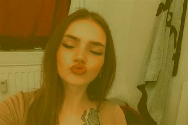 Isabella, 23 — Escort in Adelsdorf, Germany