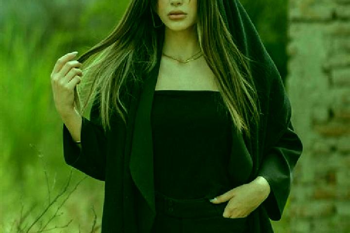 Isabella, 23 — Escort in Boneh Gaz, Iran