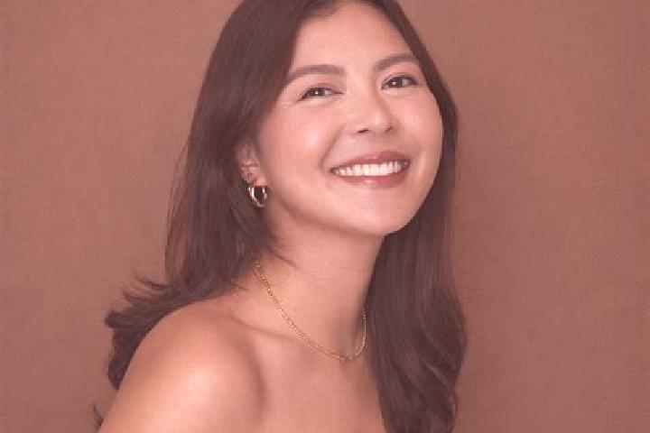 Isabella, 23 — Escort in Borbon, Philippines