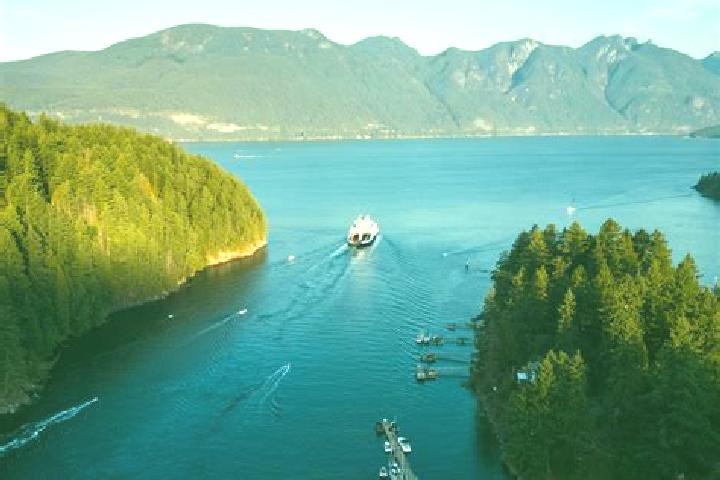 Isabella, 23 — Escort in Bowen Island, Canada