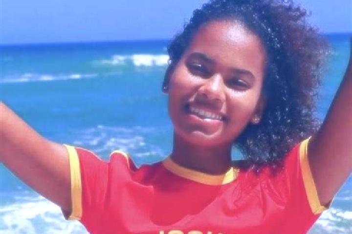 Isabella, 23 — Escort in Caieie, Angola