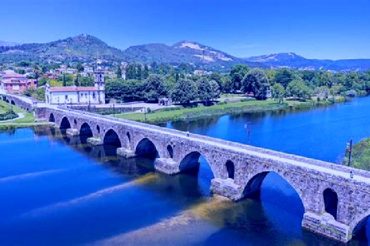 Isabella, 23 — Escort in Ponte de Lima, Portugal